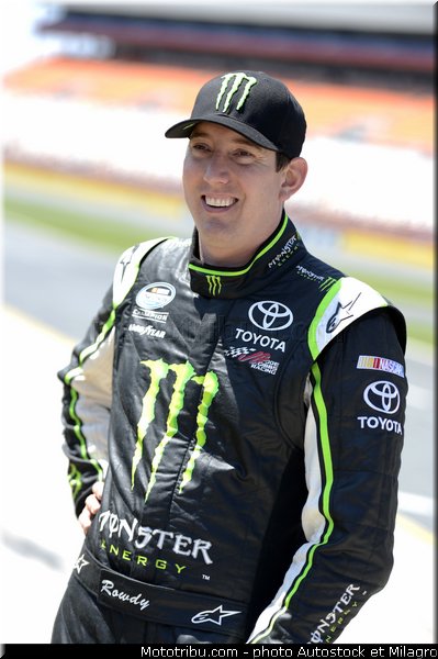 valentino_rossi_et_kyle_busch_nascar_2013_037