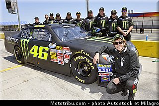 valentino_rossi_et_kyle_busch_nascar_2013_028.jpg