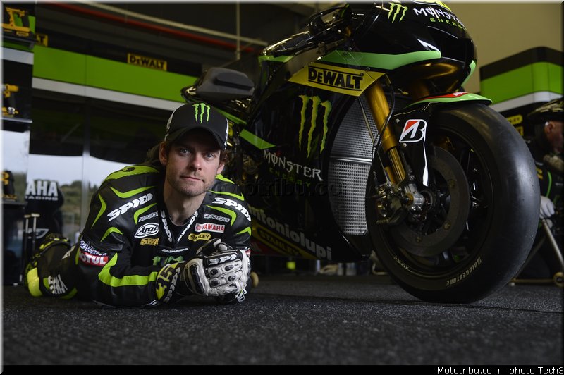 motogp_2013_tech3_smith_crutchlow_022