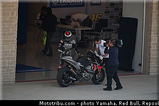 lorenzo_7_motogp_2013_usa_austin_test.jpg