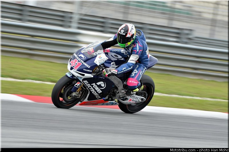 espargaro_004_motogp_2013_malaisie_sepang_tests