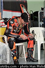 edwards_002_motogp_2013_malaisie_sepang_tests.jpg