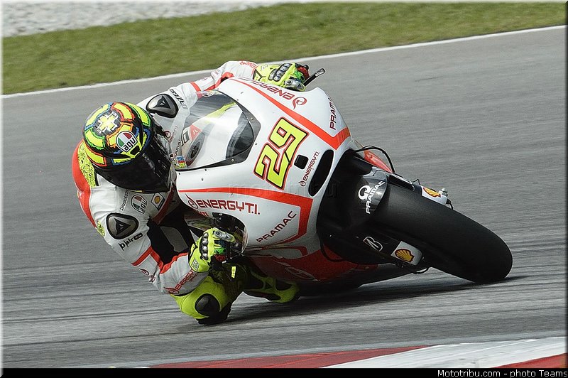 iannone_006_motogp_2013_malaisie_sepang_tests