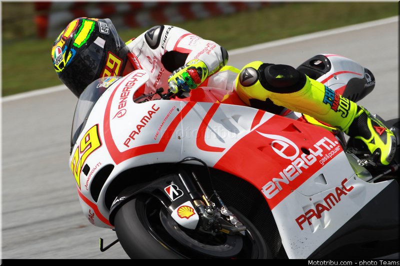 iannone_015_motogp_2013_malaisie_sepang_tests
