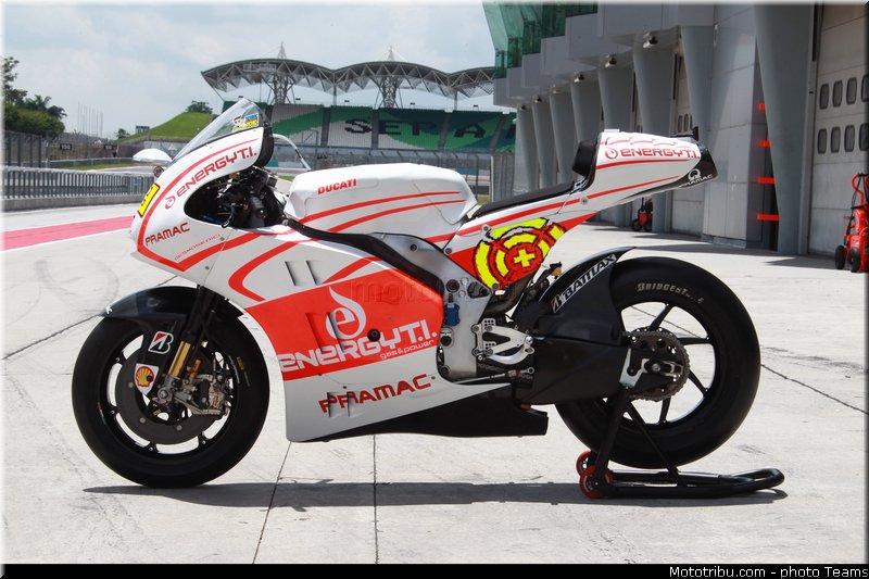 iannone_017_motogp_2013_malaisie_sepang_tests