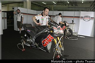 bradl_012_motogp_2013_malaisie_sepang_tests.jpg