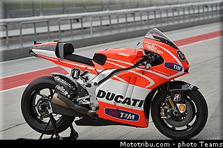 dovizioso_010_motogp_2013_malaisie_sepang_tests.jpg
