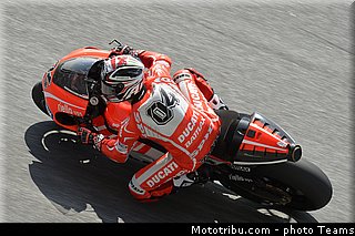dovizioso_024_motogp_2013_malaisie_sepang_tests.jpg