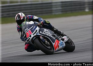 espargaro_001_motogp_2013_malaisie_sepang_tests.jpg