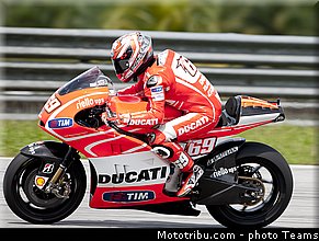 hayden_008_motogp_2013_malaisie_sepang_tests.jpg