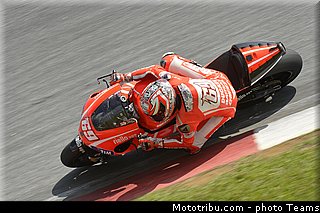 hayden_016_motogp_2013_malaisie_sepang_tests.jpg