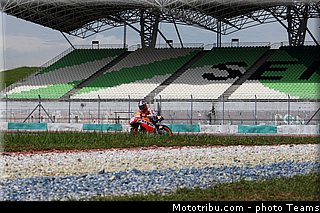 pedrosa_026_motogp_2013_malaisie_sepang_tests.jpg