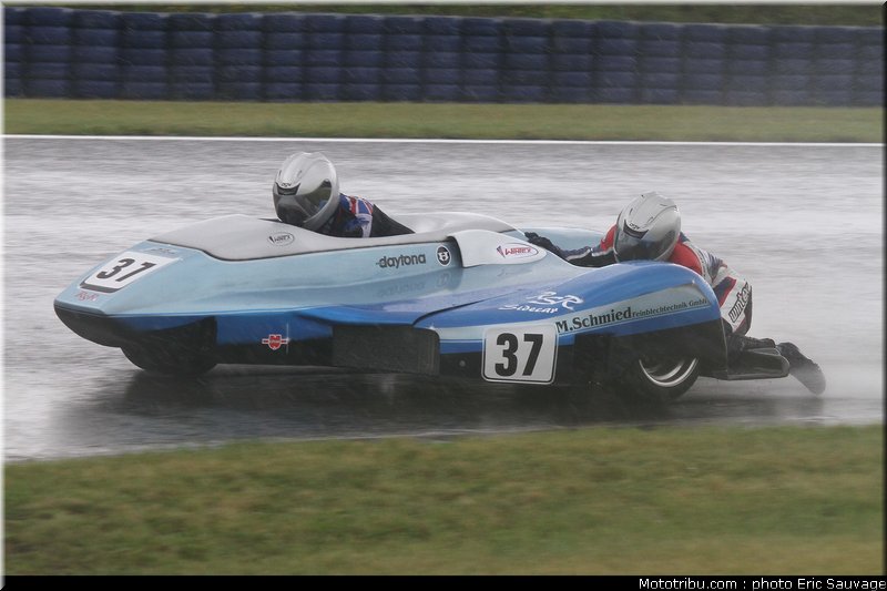 side_car_mondial_knight_002_oschersleben_2011