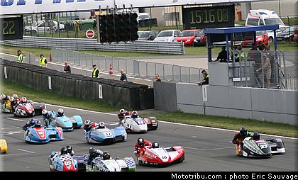 side_car_mondial_005_oschersleben_2011.jpg