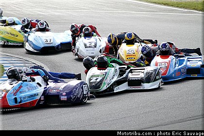 side_car_mondial_013_oschersleben_2011.jpg