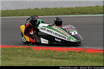 side_car_mondial_lawrie_001_oschersleben_2011.jpg