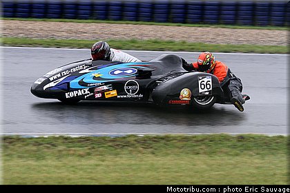 side_car_mondial_roscher_kamerbeek_002_oschersleben_2011.jpg
