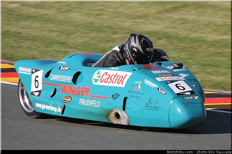 side_car_kiser_micheletto_01_allemagne_sachsenring_2011