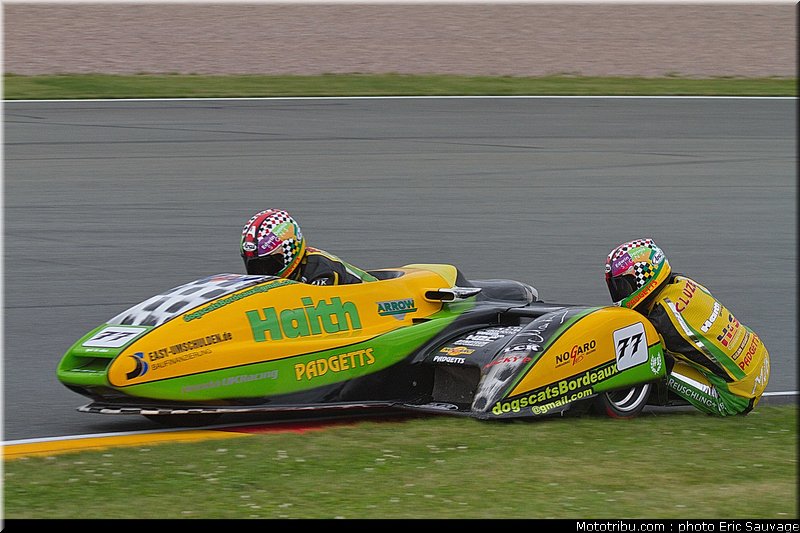 side_car_reeves_cluze_02_allemagne_sachsenring_2011
