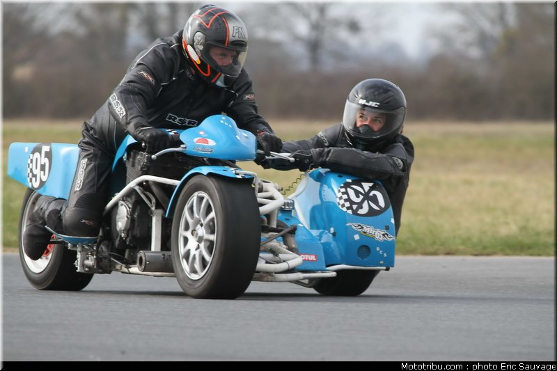 side_car_lurcy_levis_mars_2012_0011