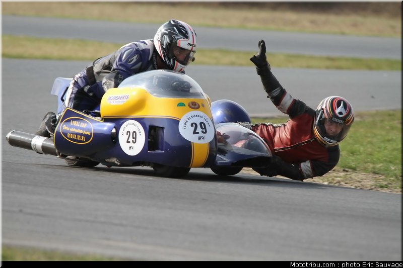 side_car_lurcy_levis_mars_2012_0059
