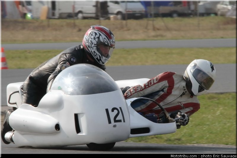 side_car_lurcy_levis_mars_2012_0070