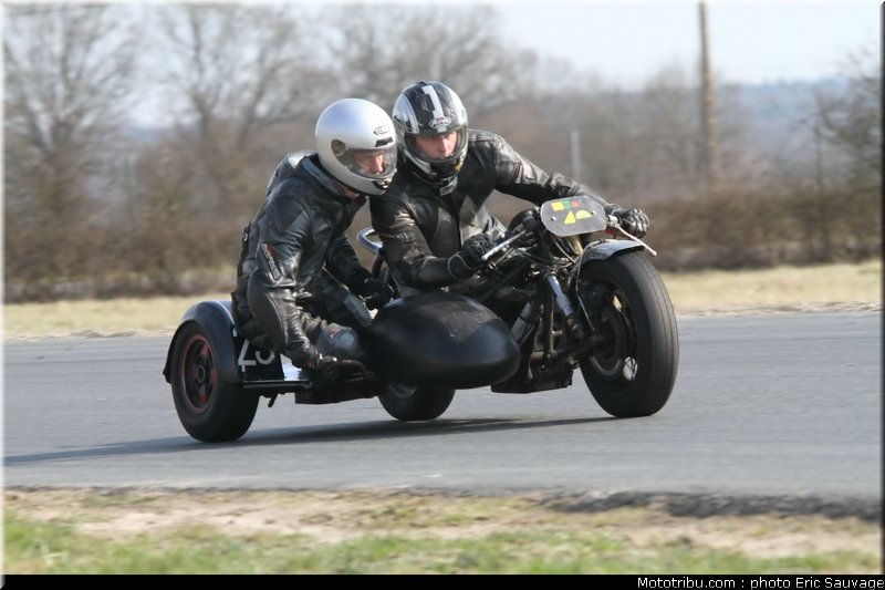side_car_lurcy_levis_mars_2012_0074