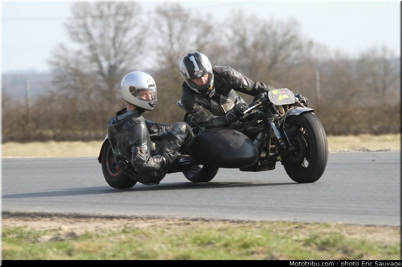 side_car_lurcy_levis_mars_2012_0077