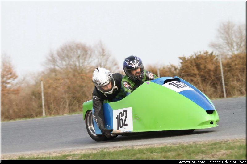 side_car_lurcy_levis_mars_2012_0105