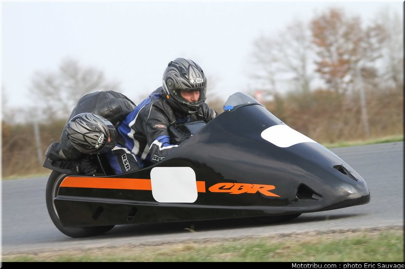 side_car_lurcy_levis_mars_2012_0106