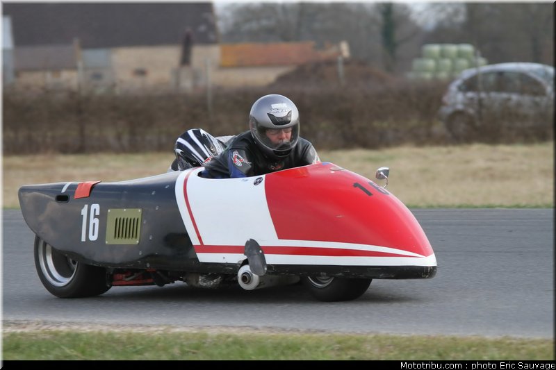 side_car_lurcy_levis_mars_2012_0112