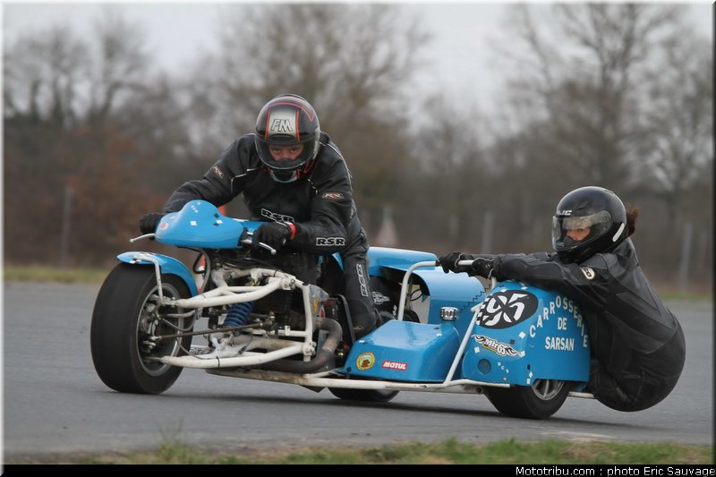 side_car_lurcy_levis_mars_2012_0129