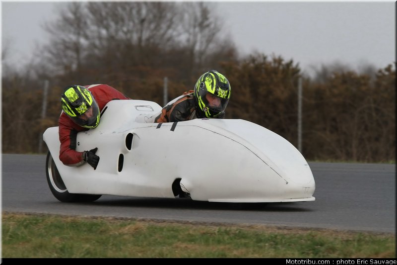 side_car_lurcy_levis_mars_2012_0134