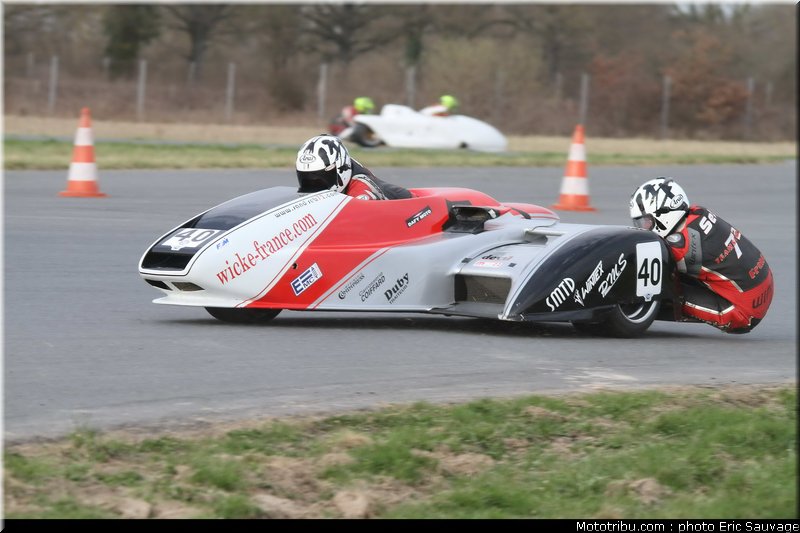 side_car_lurcy_levis_mars_2012_0152