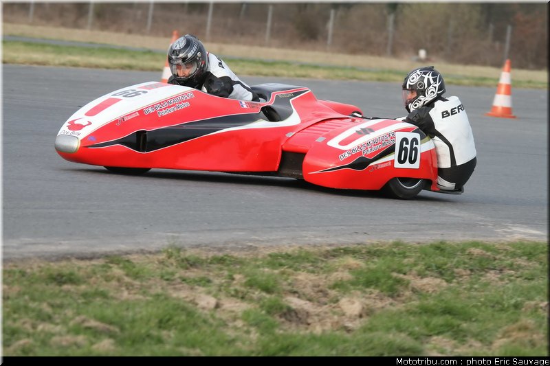 side_car_lurcy_levis_mars_2012_0153