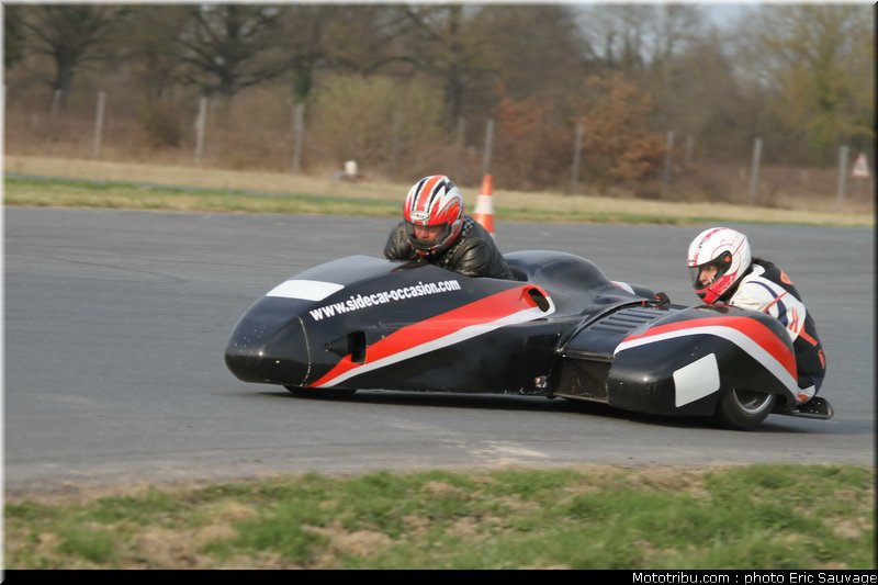 side_car_lurcy_levis_mars_2012_0155