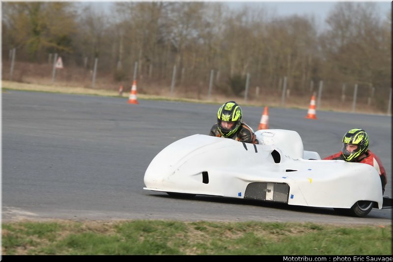 side_car_lurcy_levis_mars_2012_0158
