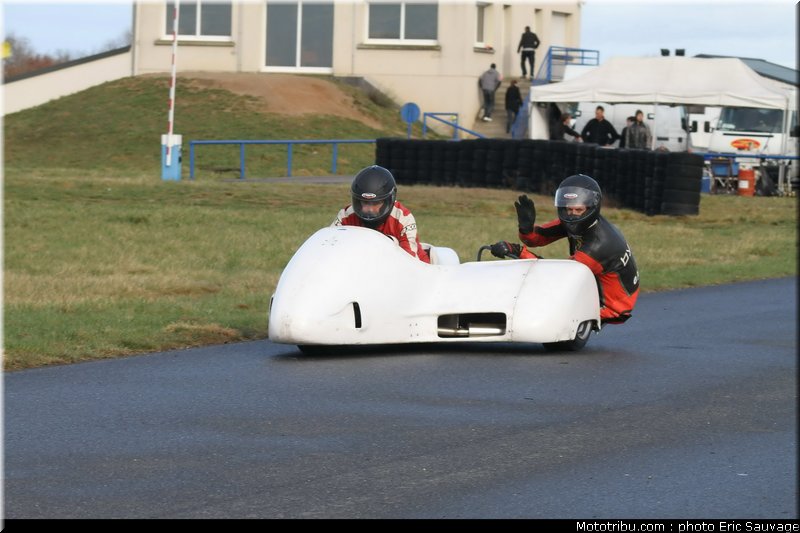 side_car_lurcy_levis_mars_2012_0181