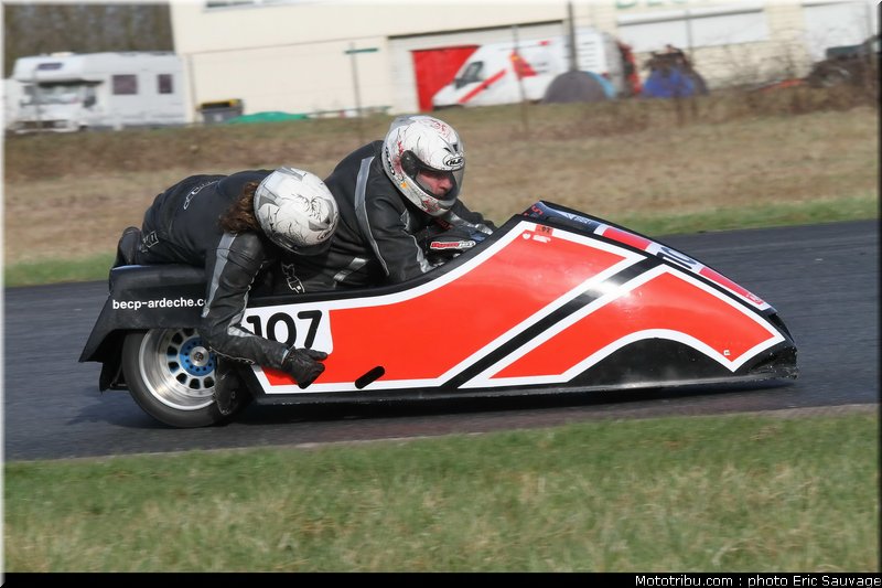 side_car_lurcy_levis_mars_2012_0194