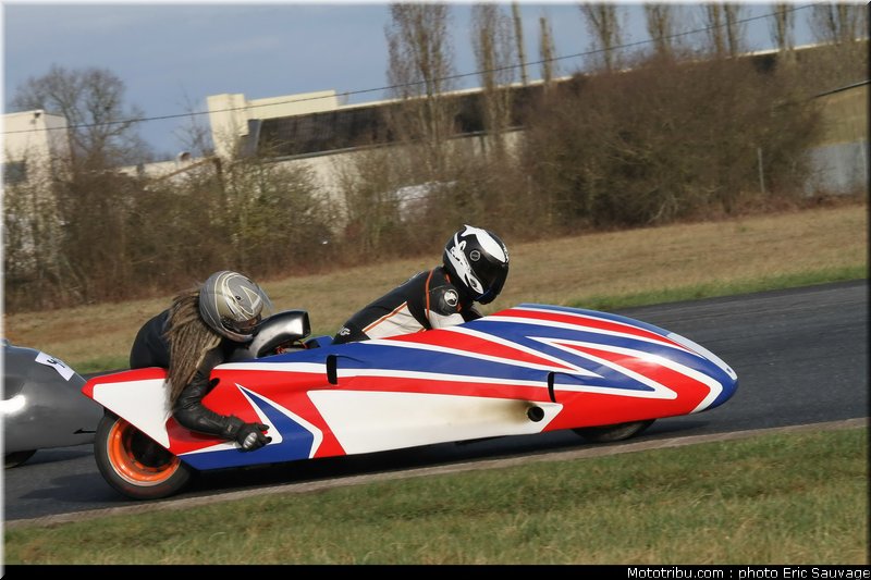 side_car_lurcy_levis_mars_2012_0196
