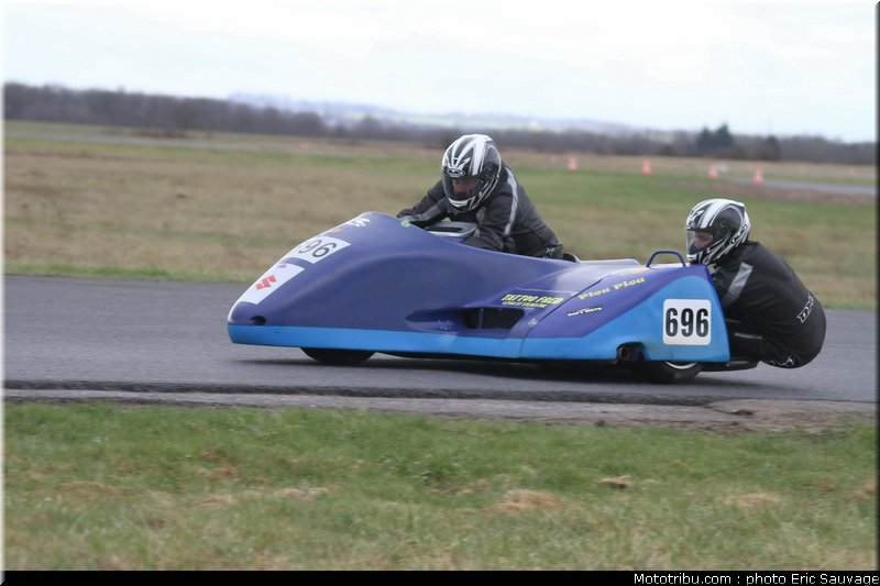 side_car_lurcy_levis_mars_2012_0228