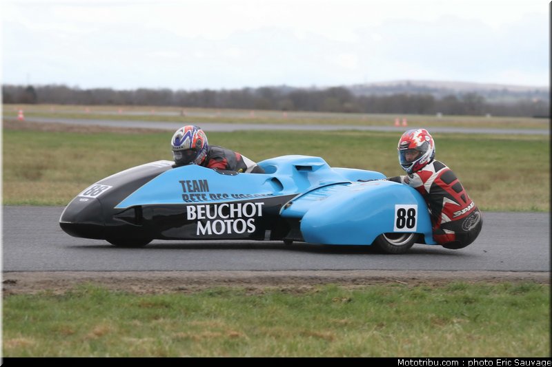 side_car_lurcy_levis_mars_2012_0229