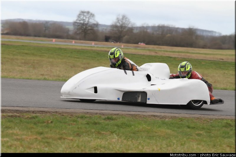 side_car_lurcy_levis_mars_2012_0235