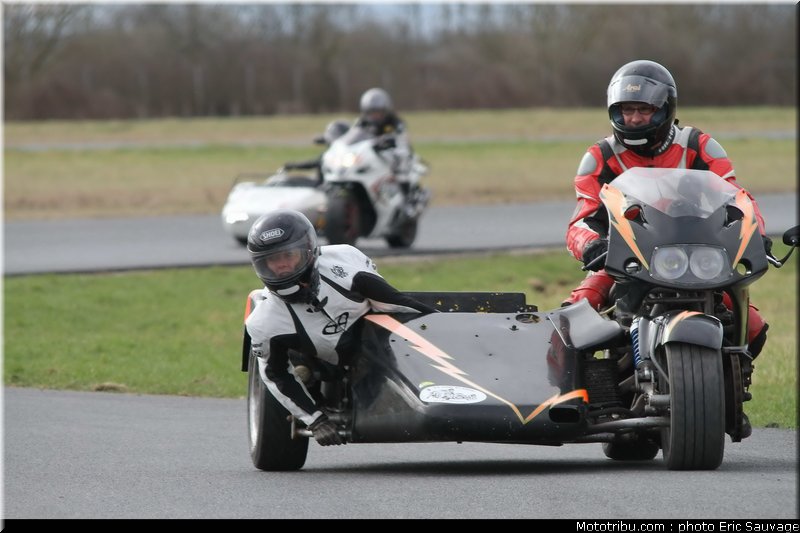 side_car_lurcy_levis_mars_2012_0263