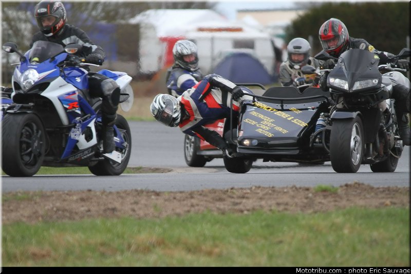 side_car_lurcy_levis_mars_2012_0287