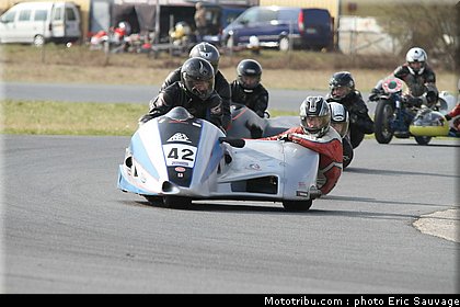 side_car_lurcy_levis_mars_2012_0058.jpg