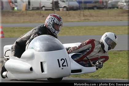 side_car_lurcy_levis_mars_2012_0070.jpg