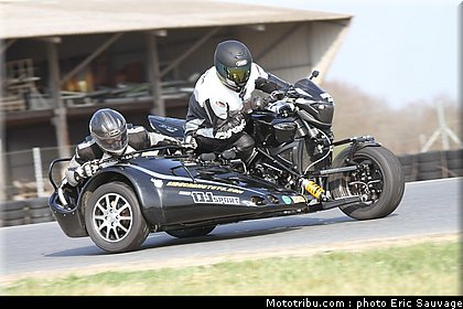 side_car_lurcy_levis_mars_2012_0089.jpg