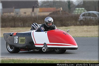 side_car_lurcy_levis_mars_2012_0112.jpg