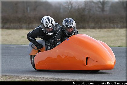 side_car_lurcy_levis_mars_2012_0115.jpg